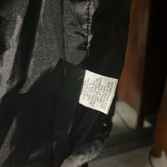 Medium black, white and gray  fur vest - Picture 6 of 7